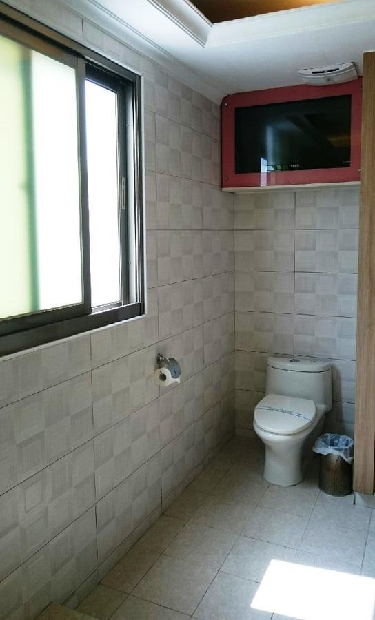 富晴汽車旅館fu Ching Motel Chang Hua Extérieur photo