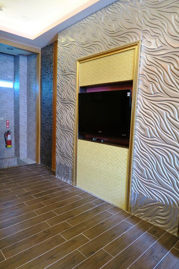 富晴汽車旅館fu Ching Motel Chang Hua Extérieur photo